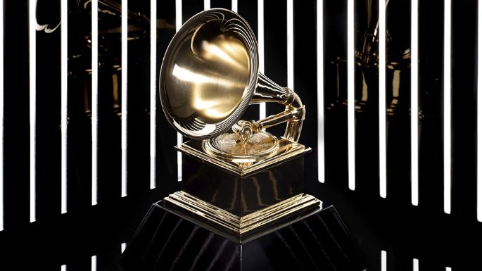 Alejandro Briceño recibe el grammy